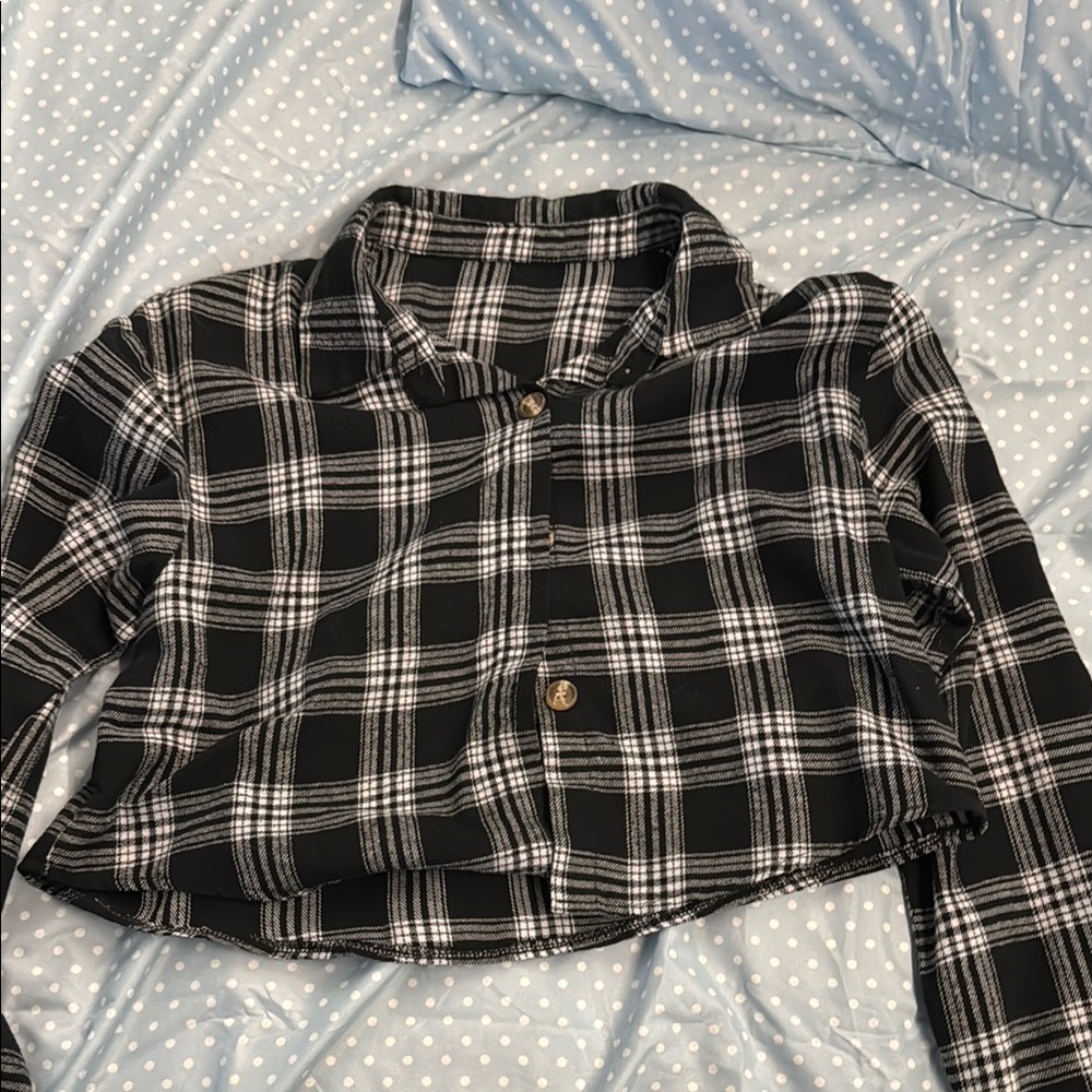 Black and White Plaid Cropped Shirt
